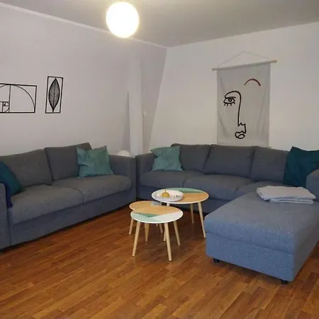 Semesterbostad De Boehn Comfortable *